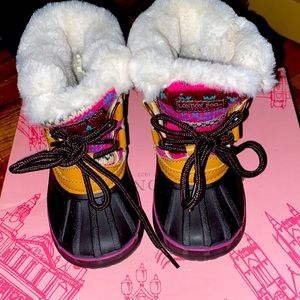 London fog boots infants